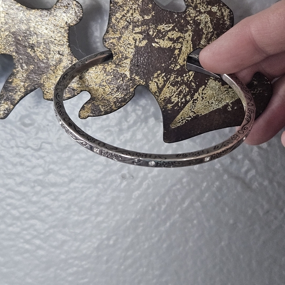 Brighton Heart in a Circle Scrolled Crystals Bangle Bracelet - Picture 6 of 6